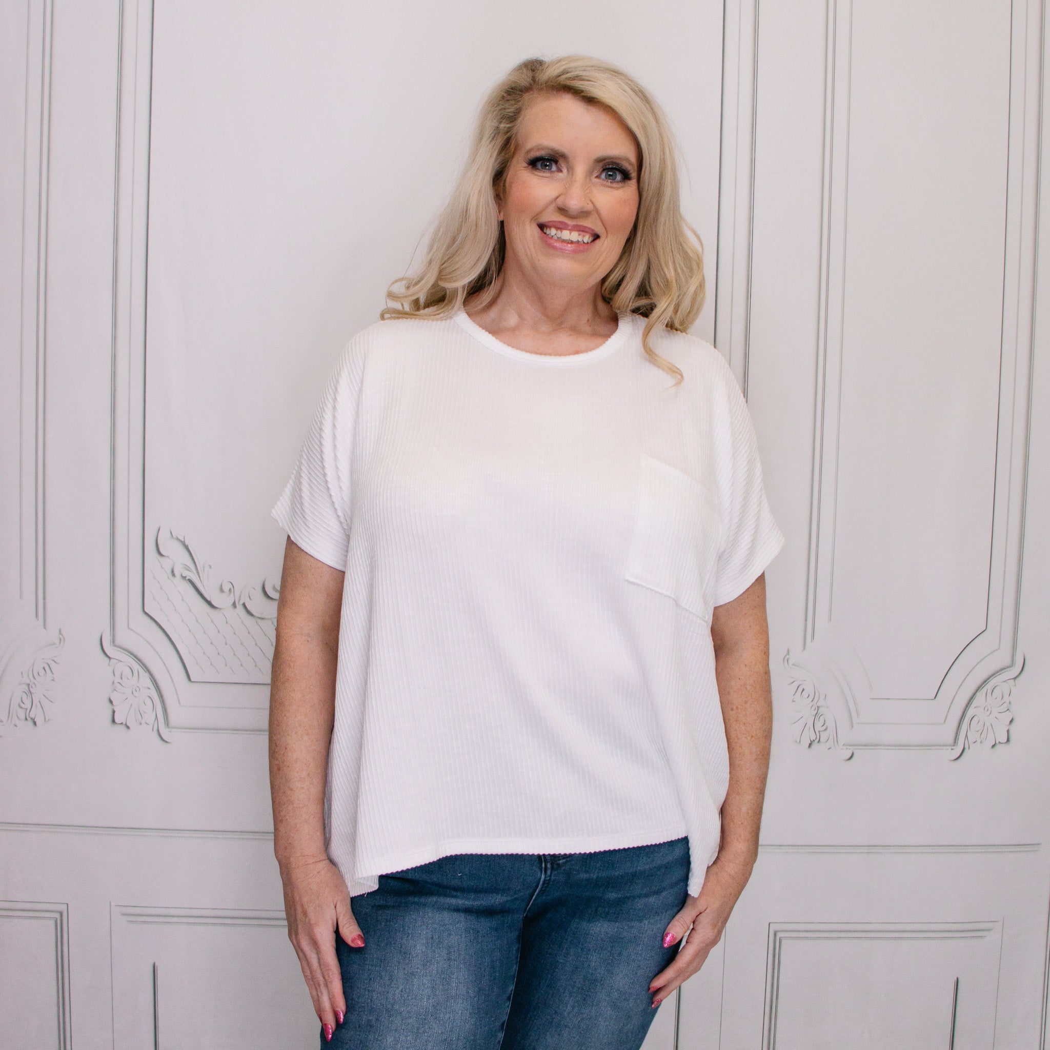 Corded Rib White Corded Rib Short Sleeve Front Pocket Top – Whimsy Willows Boutique